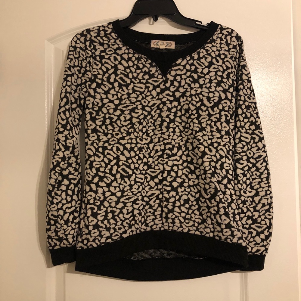 Womens Pink Rose Black & White Cheetah Print Sweater
